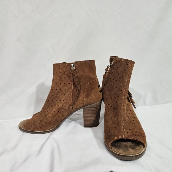 Toms fringed peep toe booties women's size 7 - Picture 6 of 12